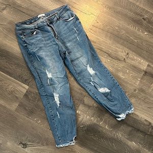 Eloquii Viola Fit Distressed Boyfriend Jeans size 18